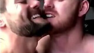 Габриэль Кросс активен - порно видео